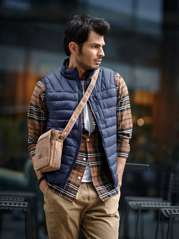 Herren-Ledertasche mit Taschen - Always Wild – Bild 4