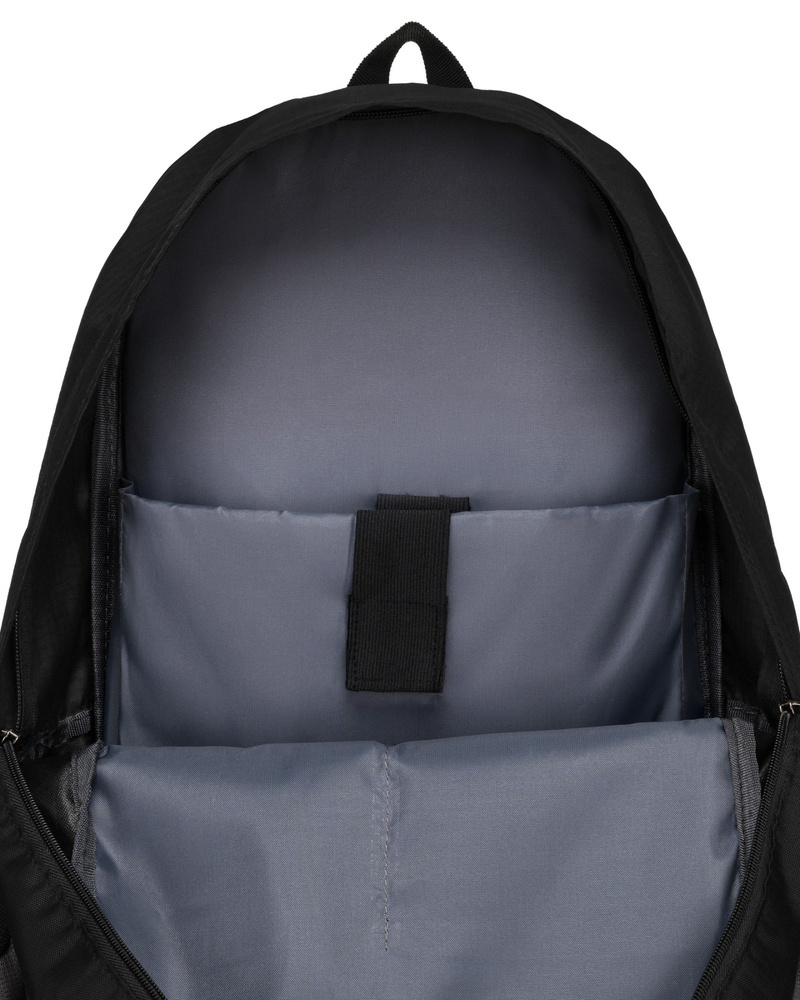 Schwarzer Adventure Trekkingrucksack mit Regenschutz – Peterson – Bild 14