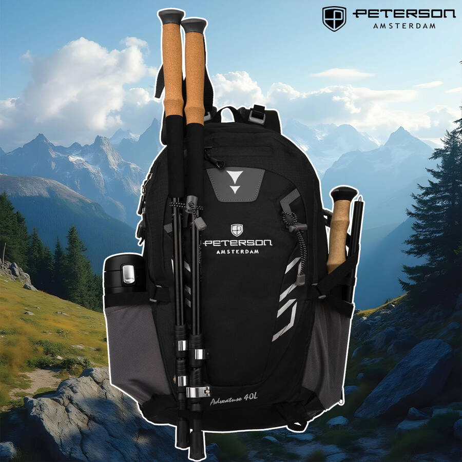 Schwarzer Adventure Trekkingrucksack mit Regenschutz – Peterson – Bild 9