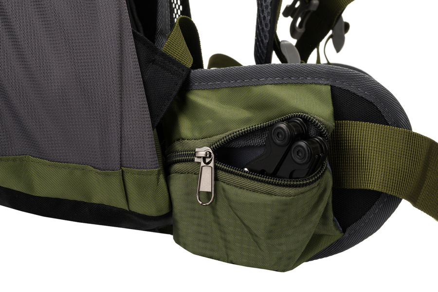Grüner Adventure Rucksack mit Notfallpfeife – Peterson – Bild 16