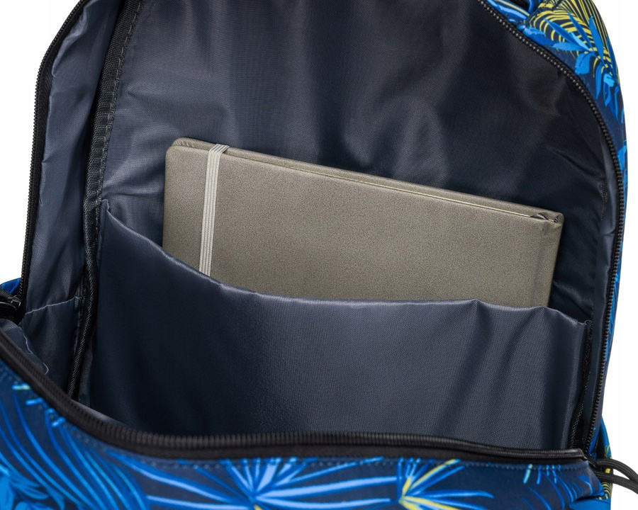 Geräumiger, zweifach unterteilter Rucksack aus Polyester in Dunkelblau – Peterson – Bild 11