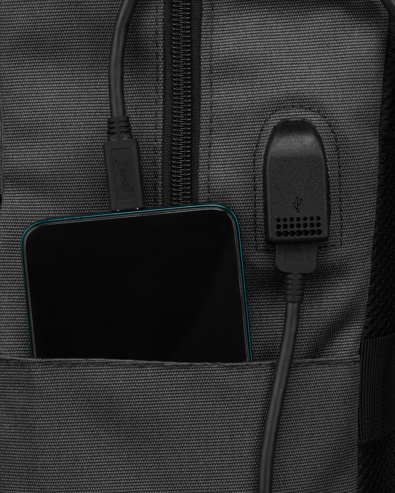 Zweifach unterteilter Laptop-Rucksack 15” in Grau – Peterson – Bild 11