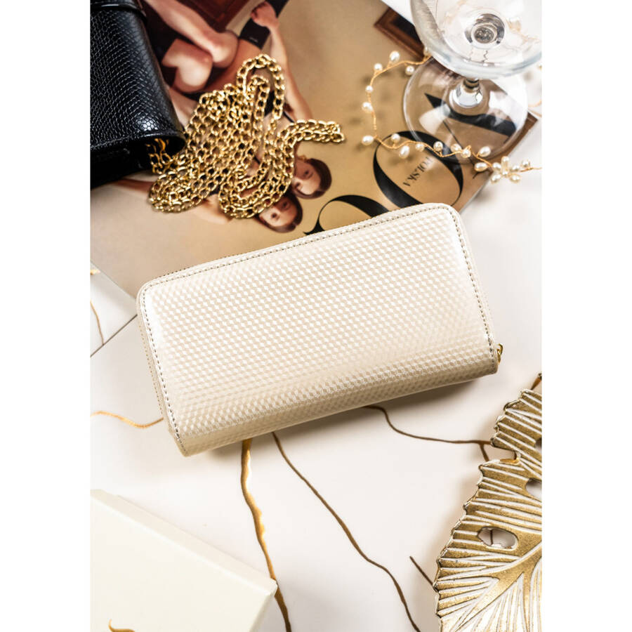 Elegante beige Damen Geldbörse aus Leder mit zartem Muster – Peterson – Bild 9