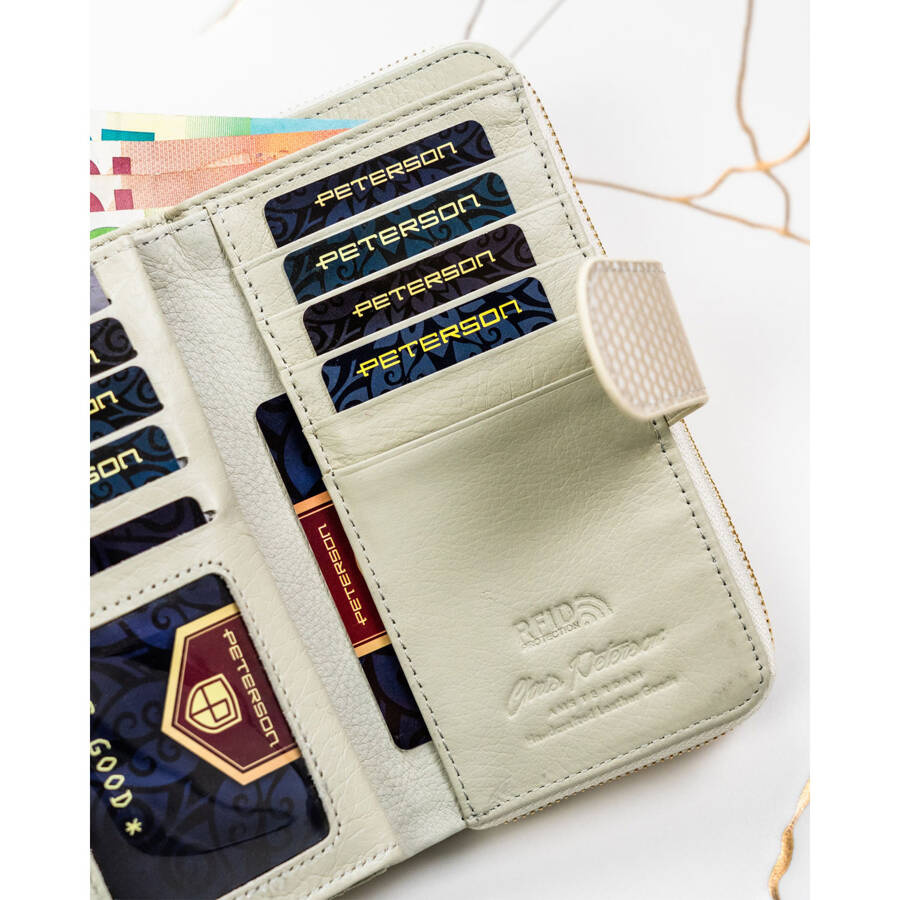 Elegante beige Damen Geldbörse aus Leder mit zartem Muster – Peterson – Bild 14