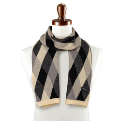 Warmer Herren Schal mit elegantem Rautenmuster – Peterson