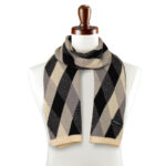Warmer Herren Schal mit elegantem Rautenmuster – Peterson