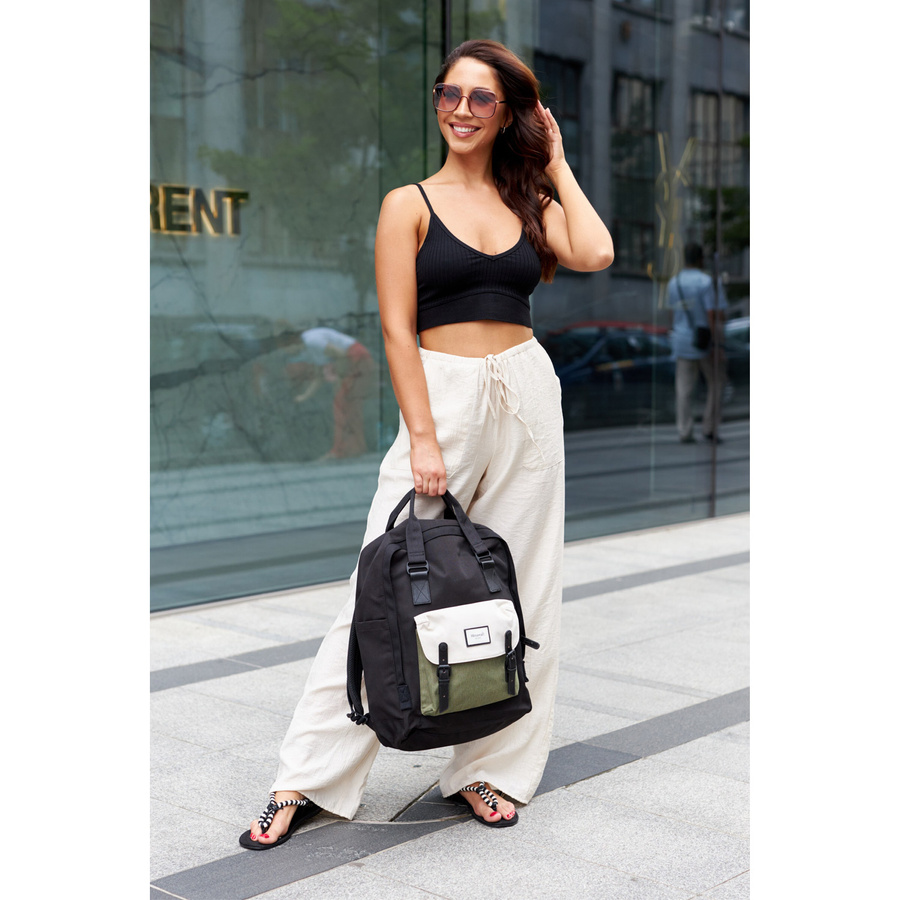 Laptop Rucksack Schwarz mit grüner Vordertasche – Himawari – Bild 2