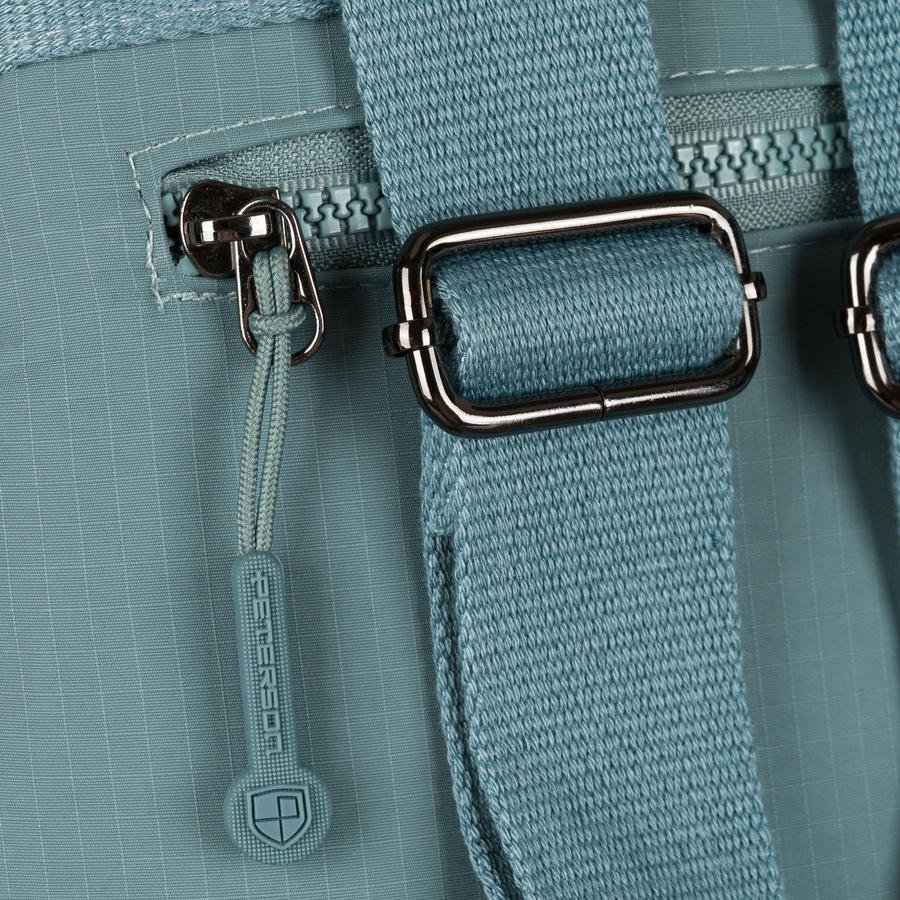 Blauer Damen Rucksack mit einem Hauptfach und acht zusätzlichen Taschen – Peterson – Bild 10
