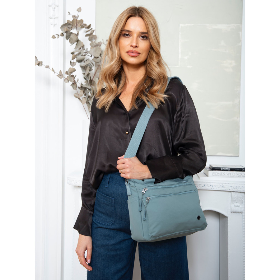 Kleine, blaue Damen Shopper aus Polyester mit Reißverschlusstaschen – Peterson – Bild 2
