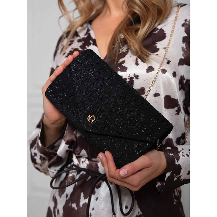 Schwarze Damen Clutch mit Fischgrätmuster und Kettenträger – Rovicky – Bild 9