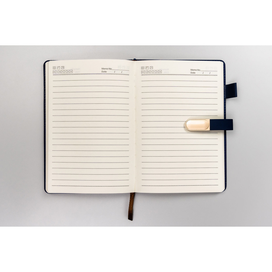 Geschenkset: Elegantes A5-Linien-Notizbuch in Marineblau mit schwarzem Kugelschreiber – Peterson – Bild 7