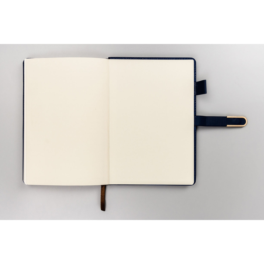 Geschenkset: Elegantes A5-Linien-Notizbuch in Marineblau mit schwarzem Kugelschreiber – Peterson – Bild 8