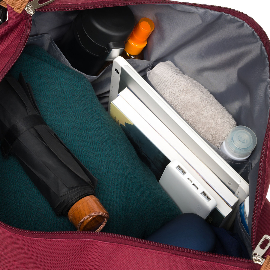 Geräumige Wochenendtasche aus Polyester in Weinrot mit Reißverschluss – Peterson – Bild 16
