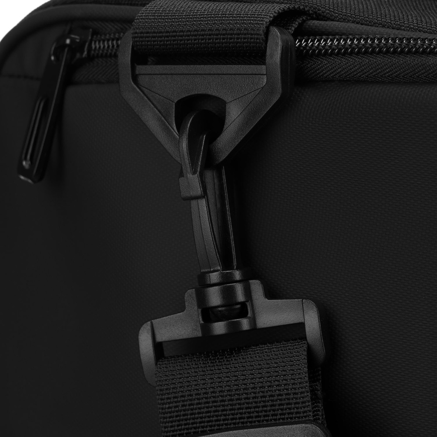 Schwarze, geräumige Reisetasche aus strapazierfähigem Polyester – Peterson – Bild 11