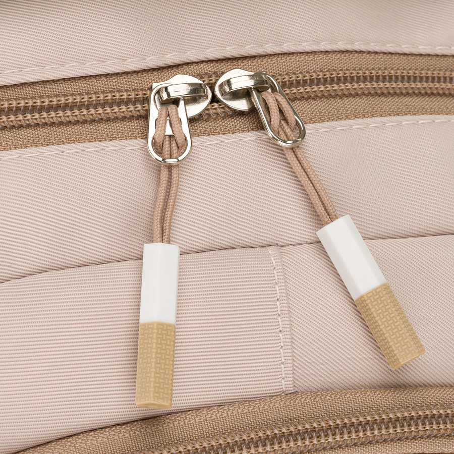 Praktischer Schulrucksack aus Polyester in Beige mit einer zusätzlichen Tasche und Platz für eine Trinkflasche - Peterson – Bild 15