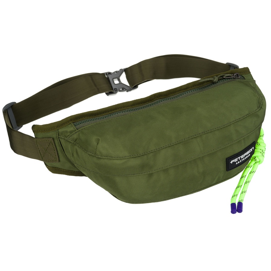 Praktische, geräumige Tasche aus Polyester in grün, geschlossen mit Reißverschluss mit stilvollem Karabinerhaken - Peterson