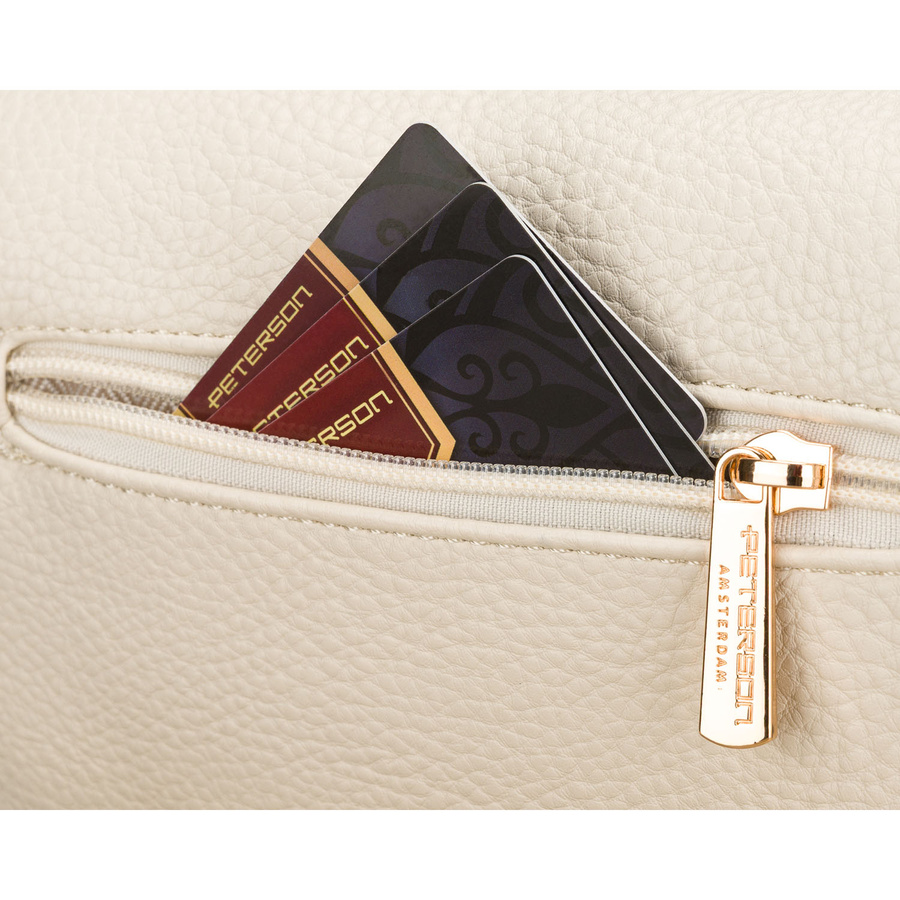 Damen-Gürteltasche aus Öko-Leder in hellem Beigeton – Peterson – Bild 8