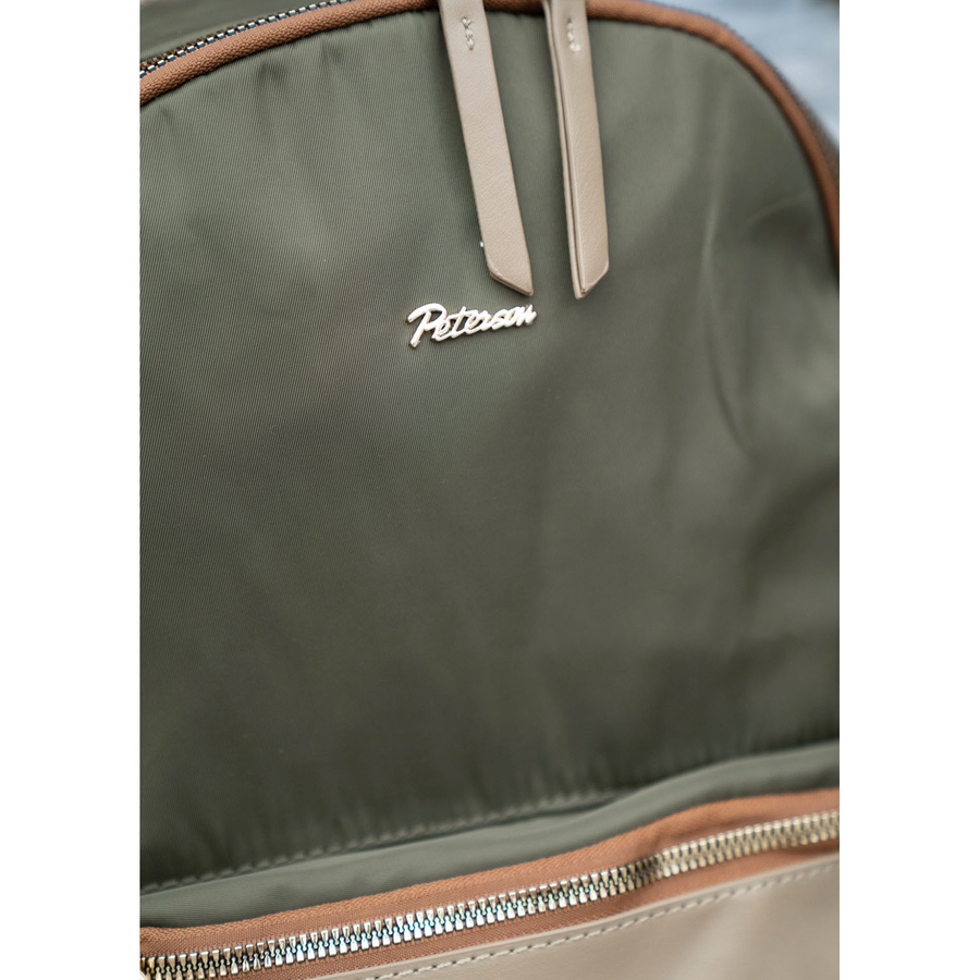 Grüner, städtischer Damenrucksack aus Polyester mit Reißverschlüssen verschließbar – Peterson – Bild 22