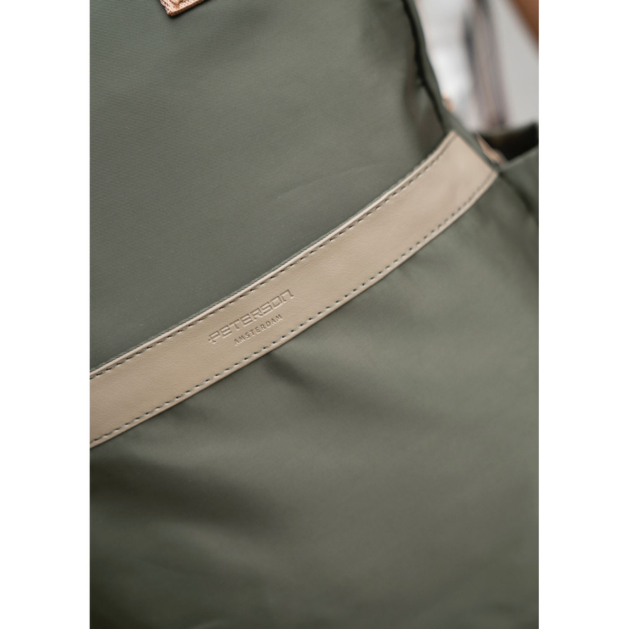 Damen-Rucksack aus Nylon in grüner Farbe mit Reißverschluss - Peterson – Bild 18