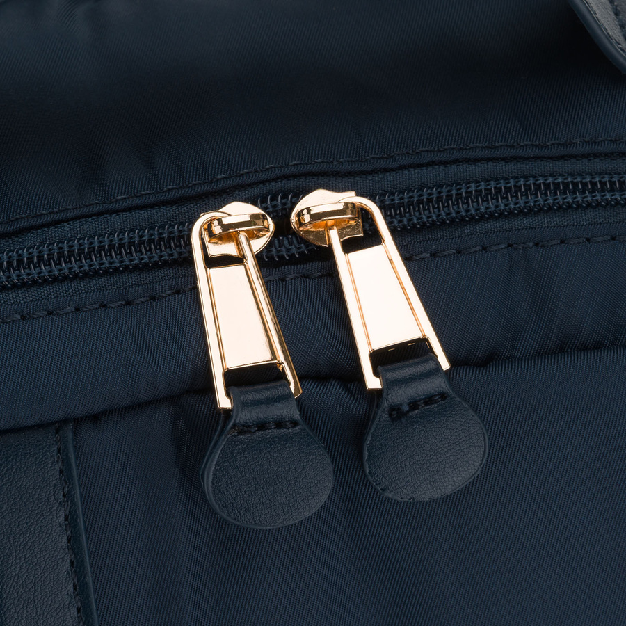 Damen-Rucksack aus Nylon in Marineblau mit einem Befestigungsgriff für den Koffer – Peterson – Bild 12