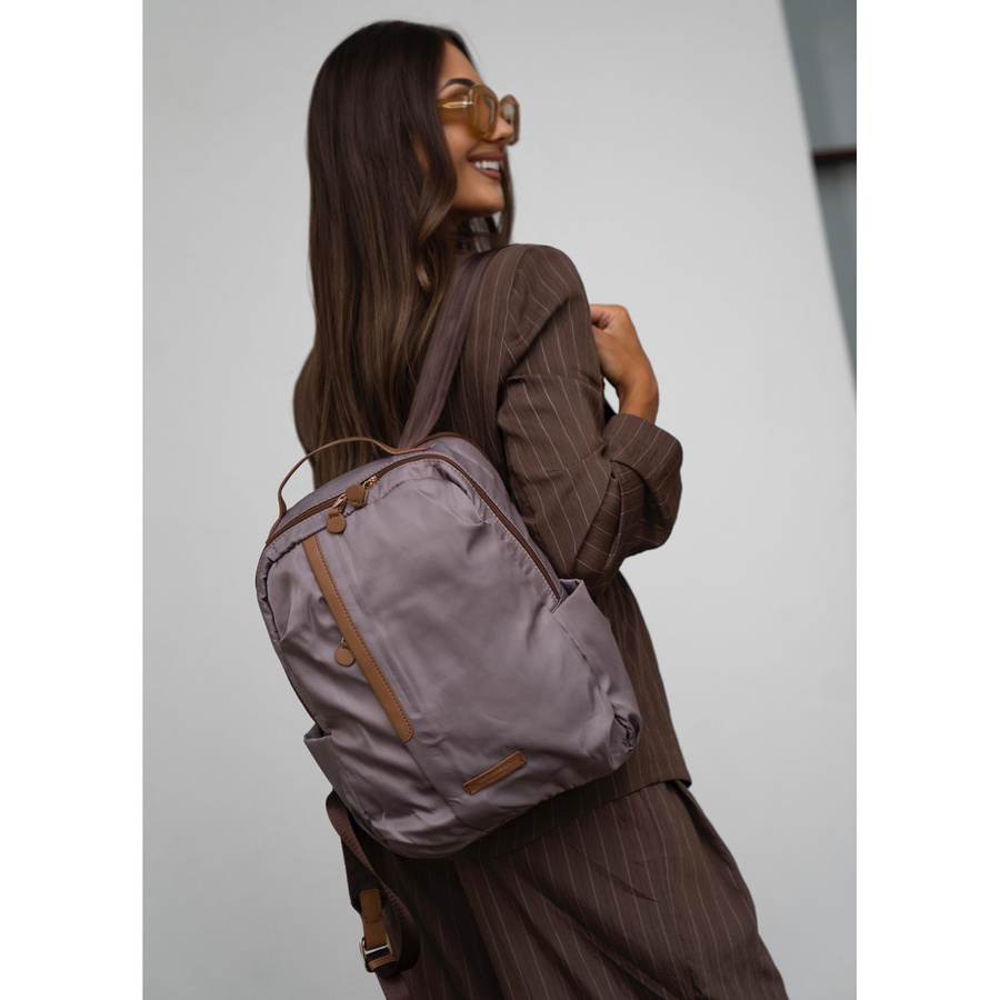 Damen-Rucksack aus Nylon in Beige mit verstellbaren Schultergurten – Peterson – Bild 2