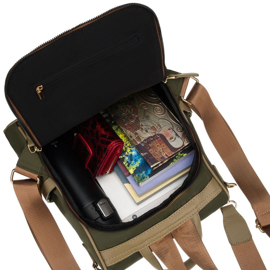 Grüner, städtischer Damen-Rucksack aus Nylon und Öko-Leder mit abnehmbarem Gürtel - Peterson – Bild 21