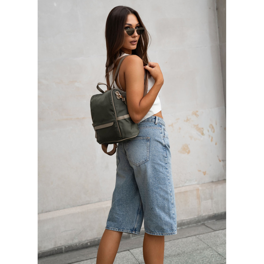 Grüner, städtischer Damen-Rucksack aus Nylon und Öko-Leder mit abnehmbarem Gürtel - Peterson – Bild 4
