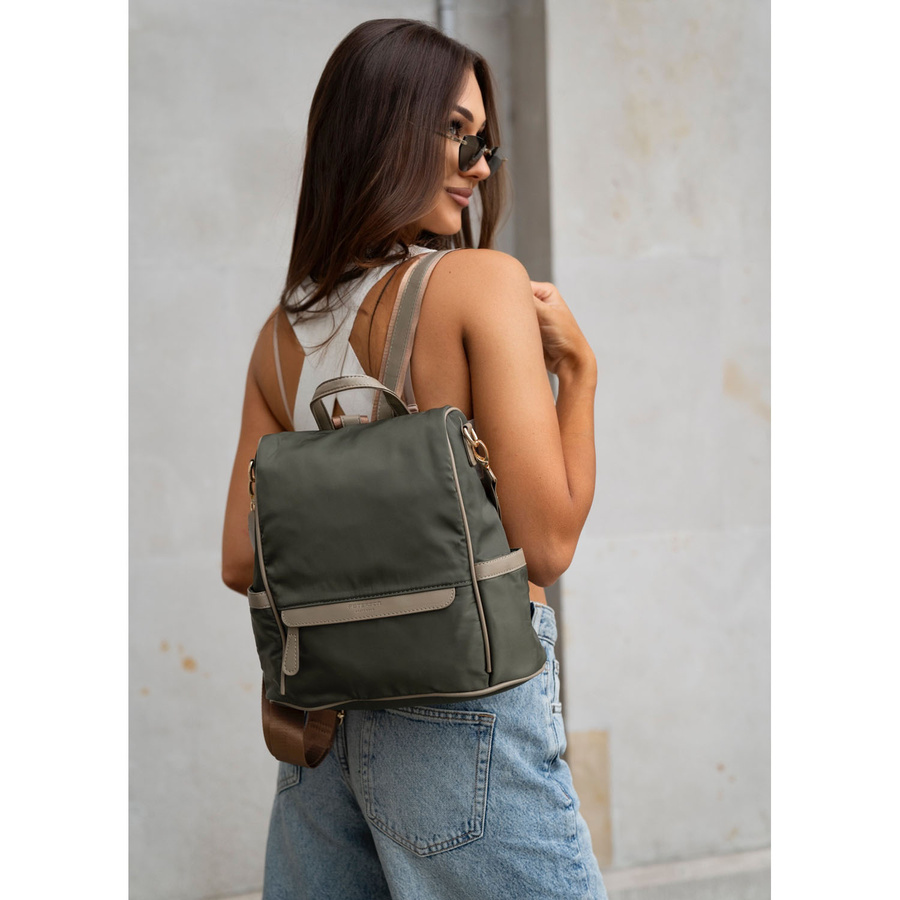 Grüner, städtischer Damen-Rucksack aus Nylon und Öko-Leder mit abnehmbarem Gürtel - Peterson – Bild 7
