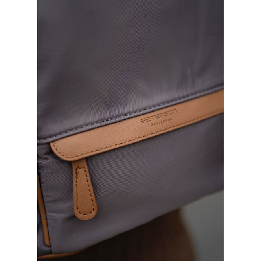 Grauer Damen-Rucksack aus Nylon und Öko-Leder mit abnehmbarem Gürtel, ein Hauptfach – Peterson – Bild 21