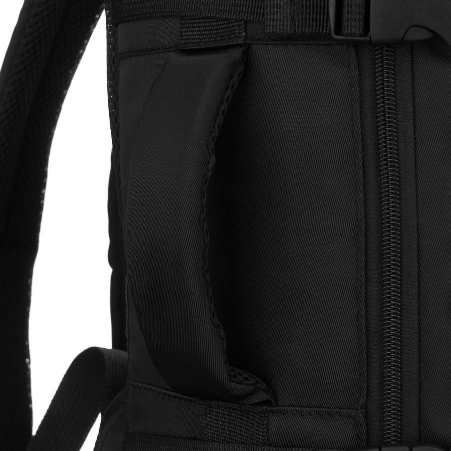 Schwarzer Reise-Rucksack, ideal als Handgepäck – Peterson – Bild 24