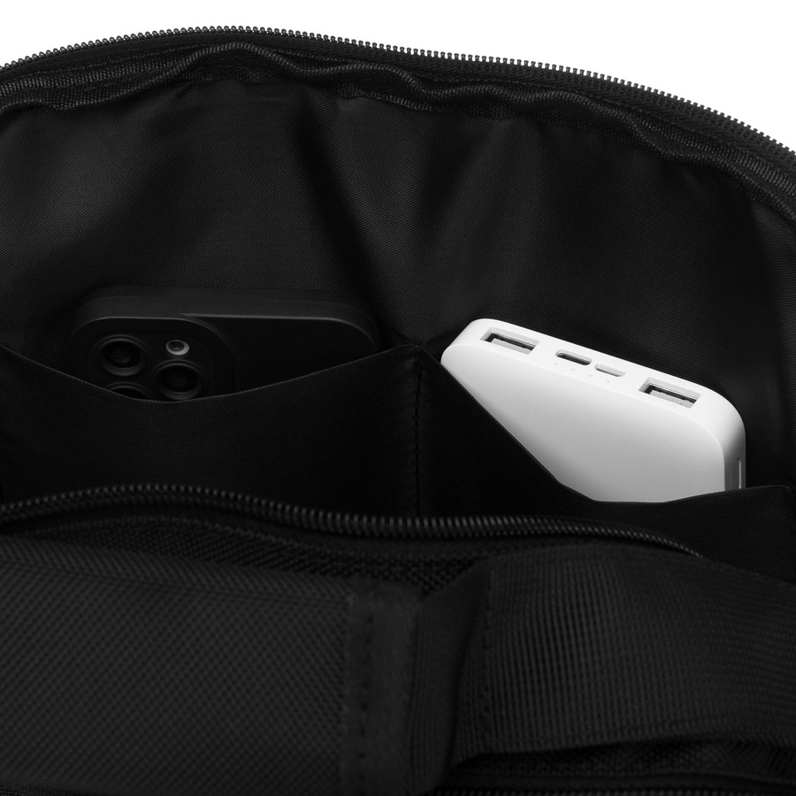 Praktische Umhängetasche aus Cordura in Schwarz mit Reißverschluss, zwei Fächer – Peterson – Bild 7