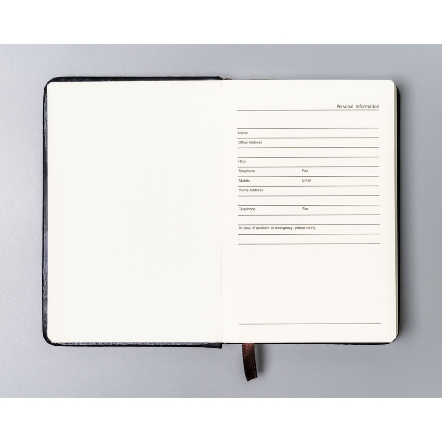 Schwarzes Notizbuch im A6-Format, liniert, mit Gummibandverschluss – Peterson – Bild 5