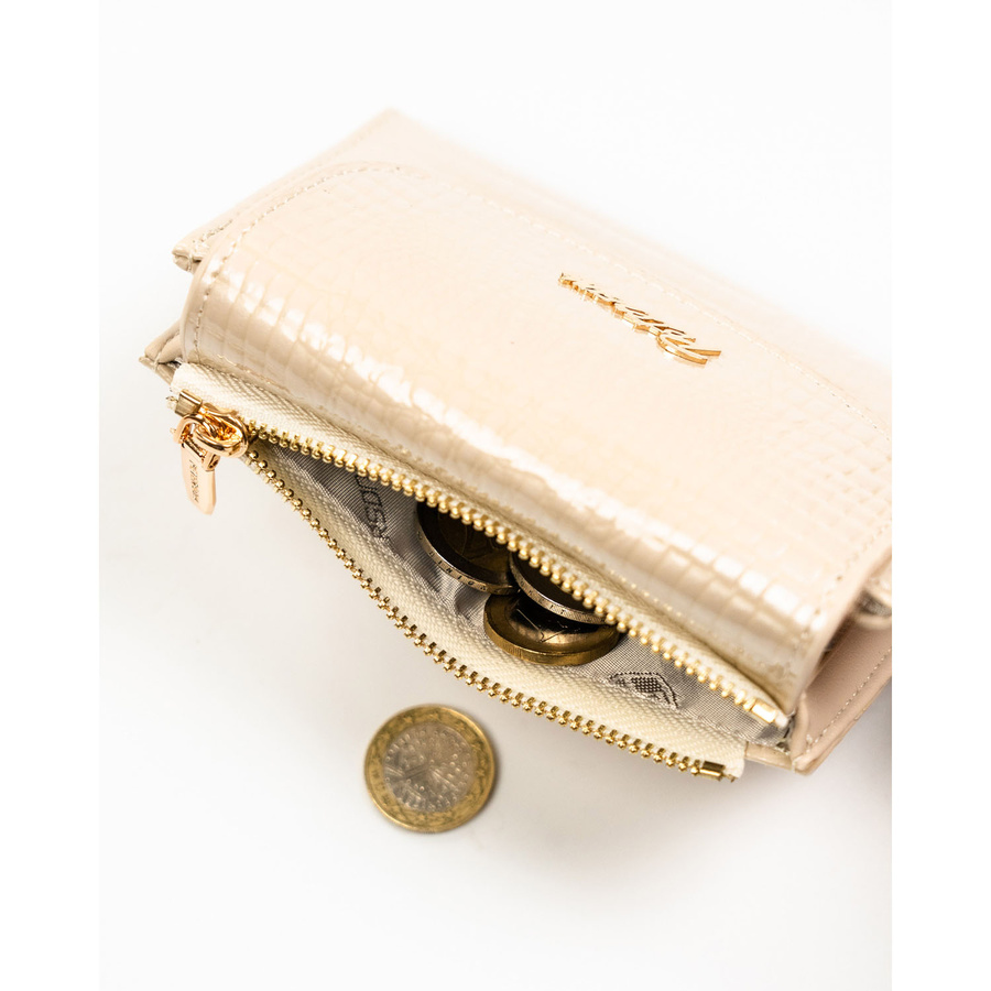 Horizontale, beige Damen-Geldbörse aus Öko-Leder mit Krokodil-Prägung – Peterson – Bild 9