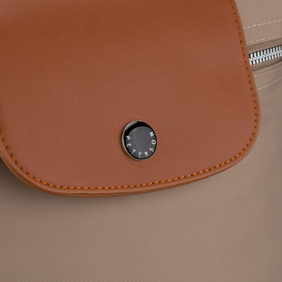 Städtischer Damen-Rucksack aus Polyester in Beige-Braun – Peterson – Bild 5