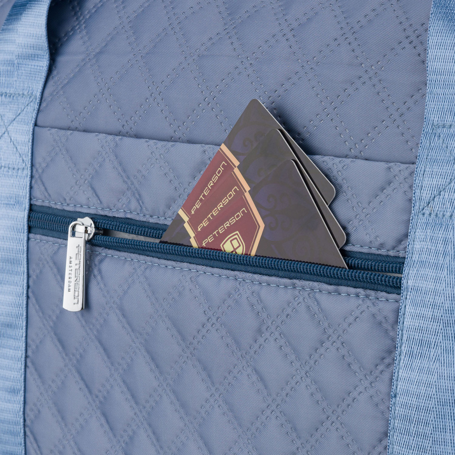 Trainings-Tasche aus Polyester in Blau, ausgestattet mit einem Griff für den Koffer - Peterson – Bild 18