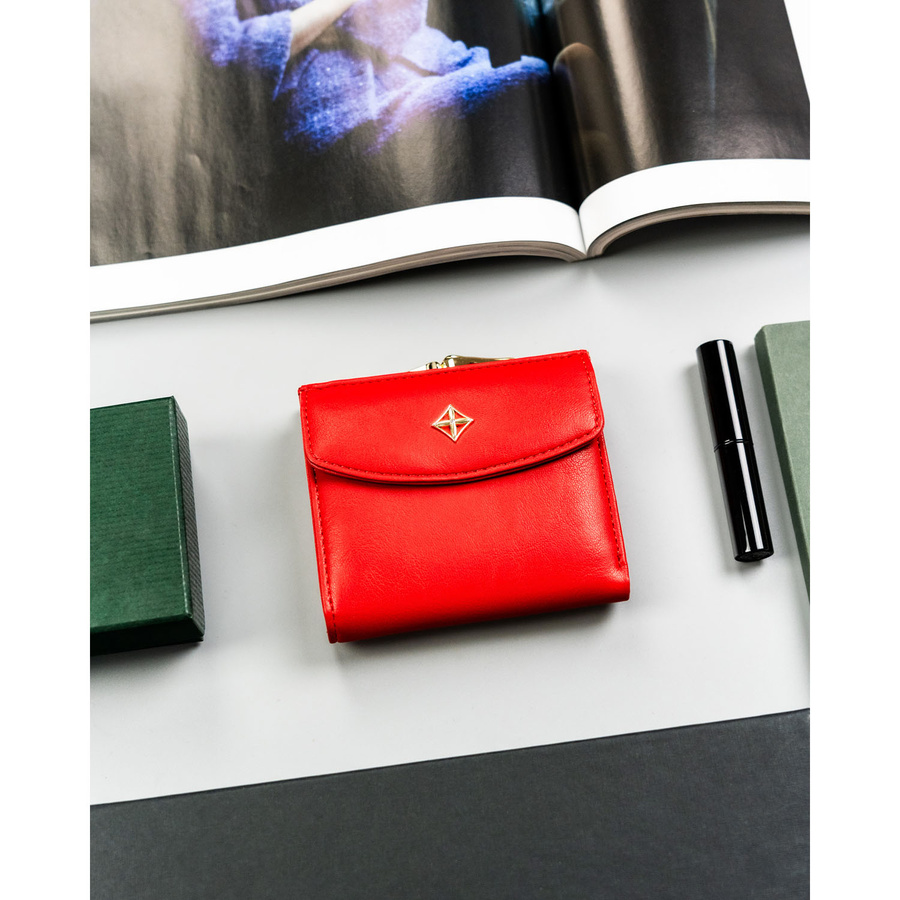 Kleine Damen-Geldbörse aus Öko-Leder in Rot, mit Druckknopf und Bügelverschluss - Milano Design – Bild 2
