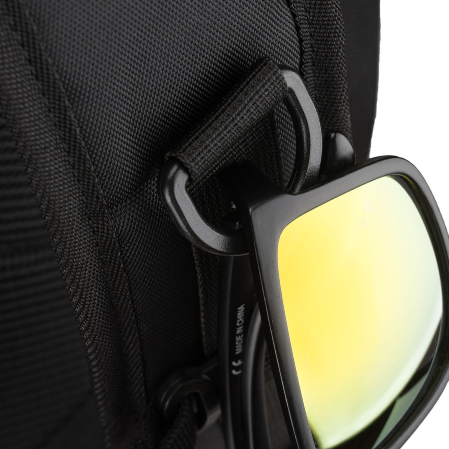 Reiserucksack mit Taschenfunktion aus Polyester in Schwarz - Peterson – Bild 22
