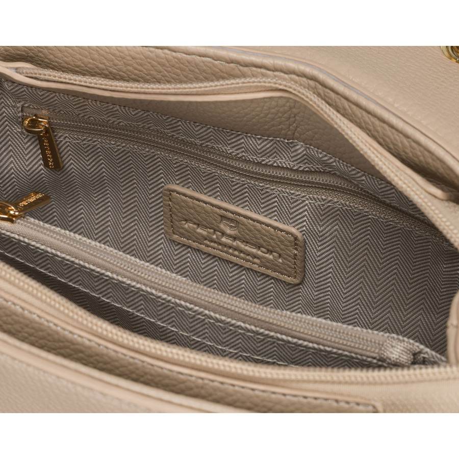 Kleine beige Damen-Umhängetasche zum Tragen in der Hand oder über der Schulter aus Öko-Leder - Peterson – Bild 11