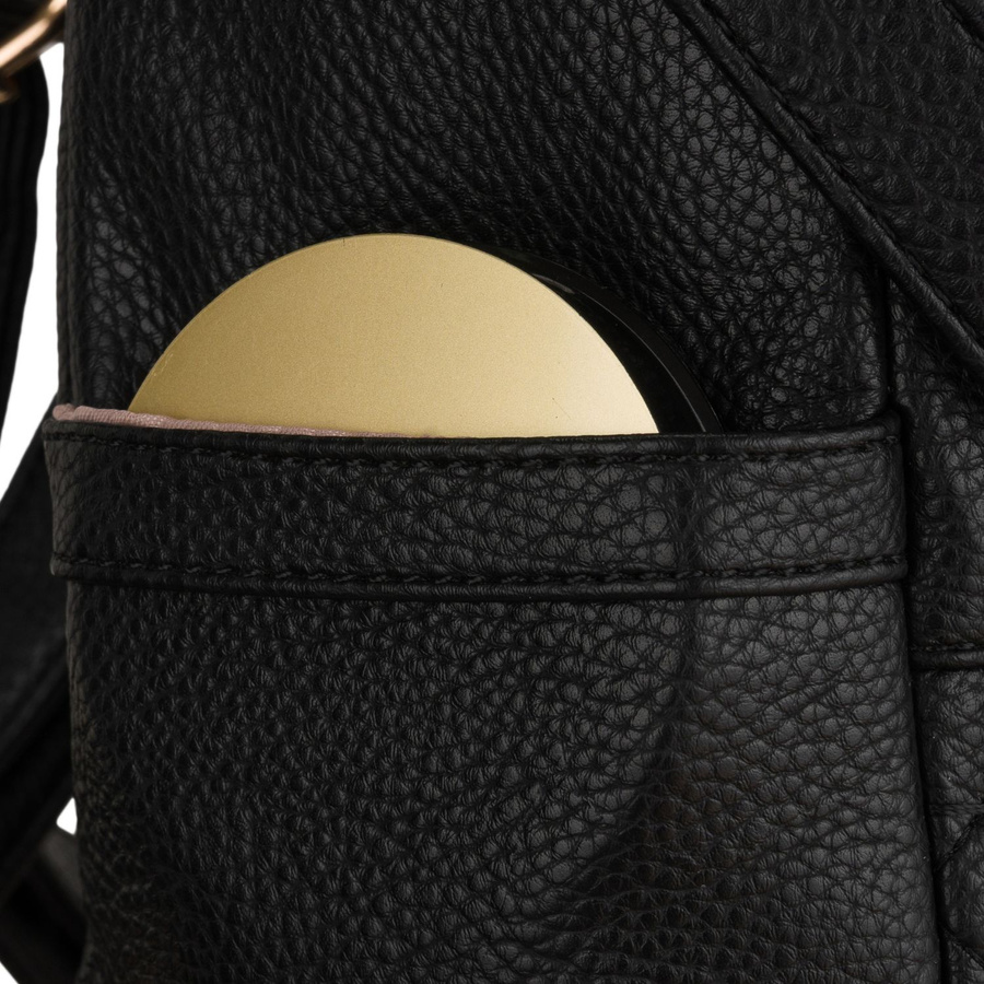 Kleiner schwarzer Damen-Rucksack 2in1 Umhängetasche urban aus Öko-Leder - Peterson – Bild 16