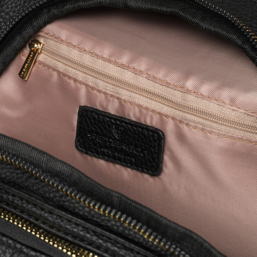 Kleiner schwarzer Damen-Rucksack aus Öko-Leder städtisch modisch mit Klappe - Peterson – Bild 10