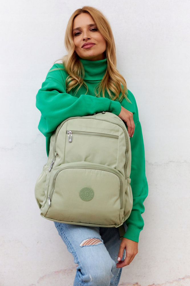 Geräumiger Damenrucksack aus Nylon - Peterson – Bild 11