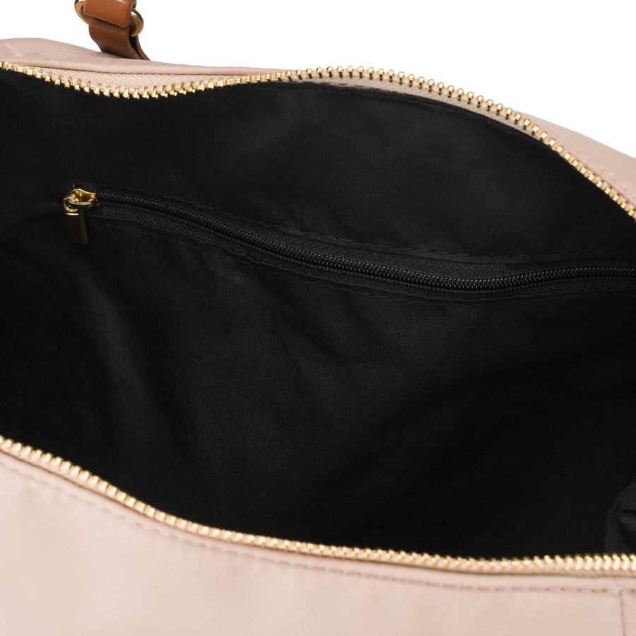 Beige Damenhandtasche aus Polyester, aufgehängt an Griff und Gürtel und mit Reißverschluss verschließbar - Peterson – Bild 5