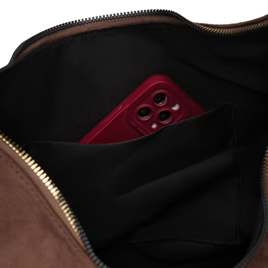 Braune Damenhandtasche aus Öko-Leder, einteilig und mit Reißverschluss verschließbar - Peterson – Bild 8