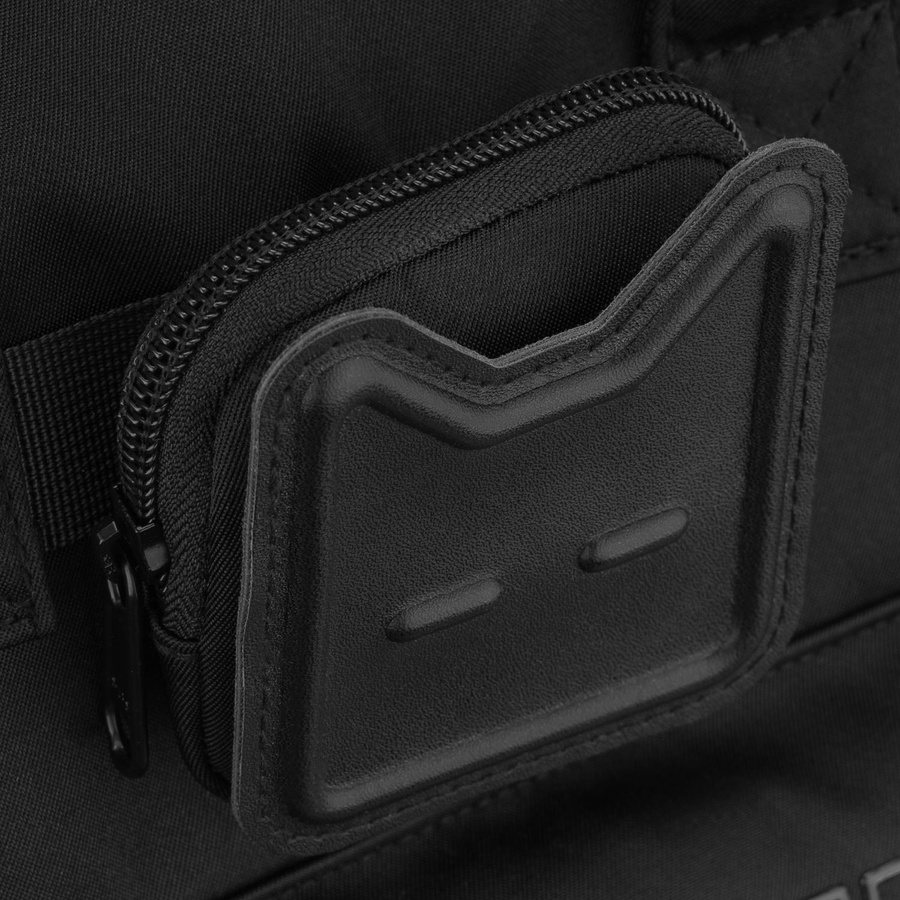 Damenrucksack mit Laptopfach, aus Polyester in Schwarz – Peterson – Bild 18