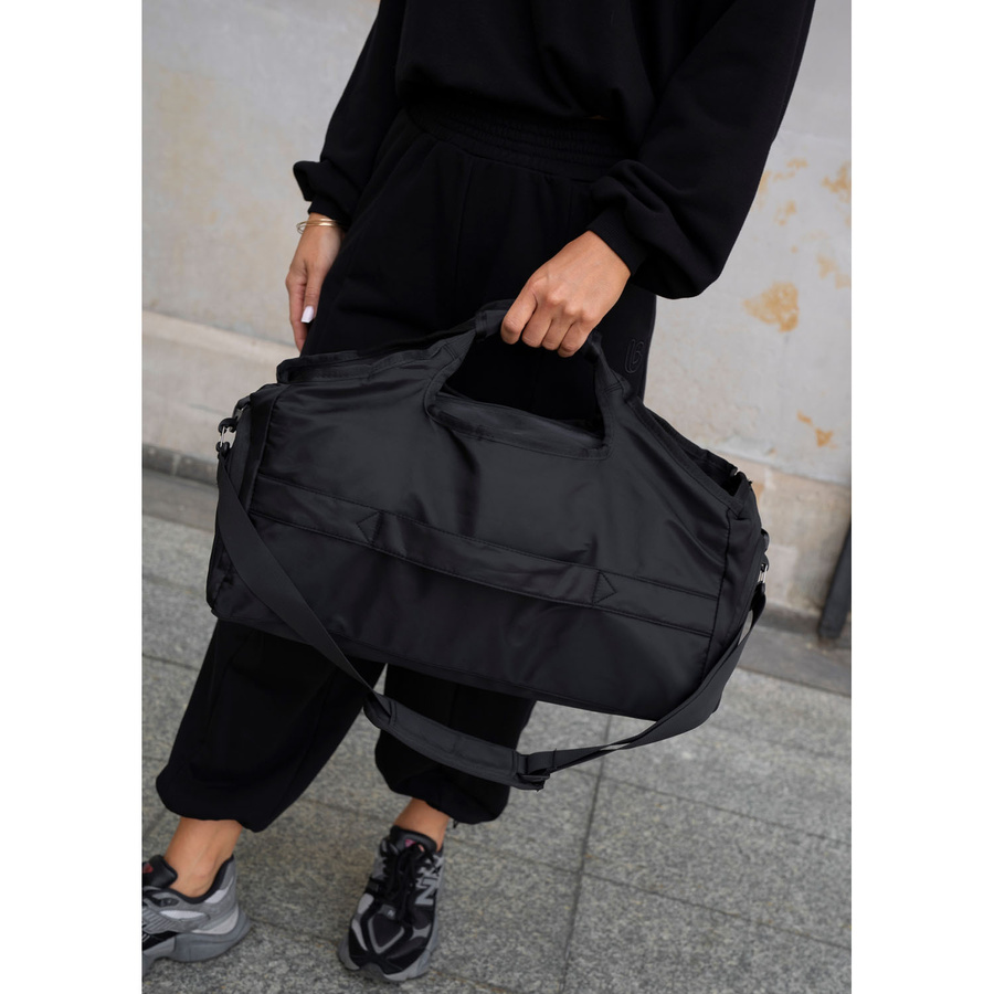 Schwarze Reisetasche mit Koffergurt – Peterson – Bild 22