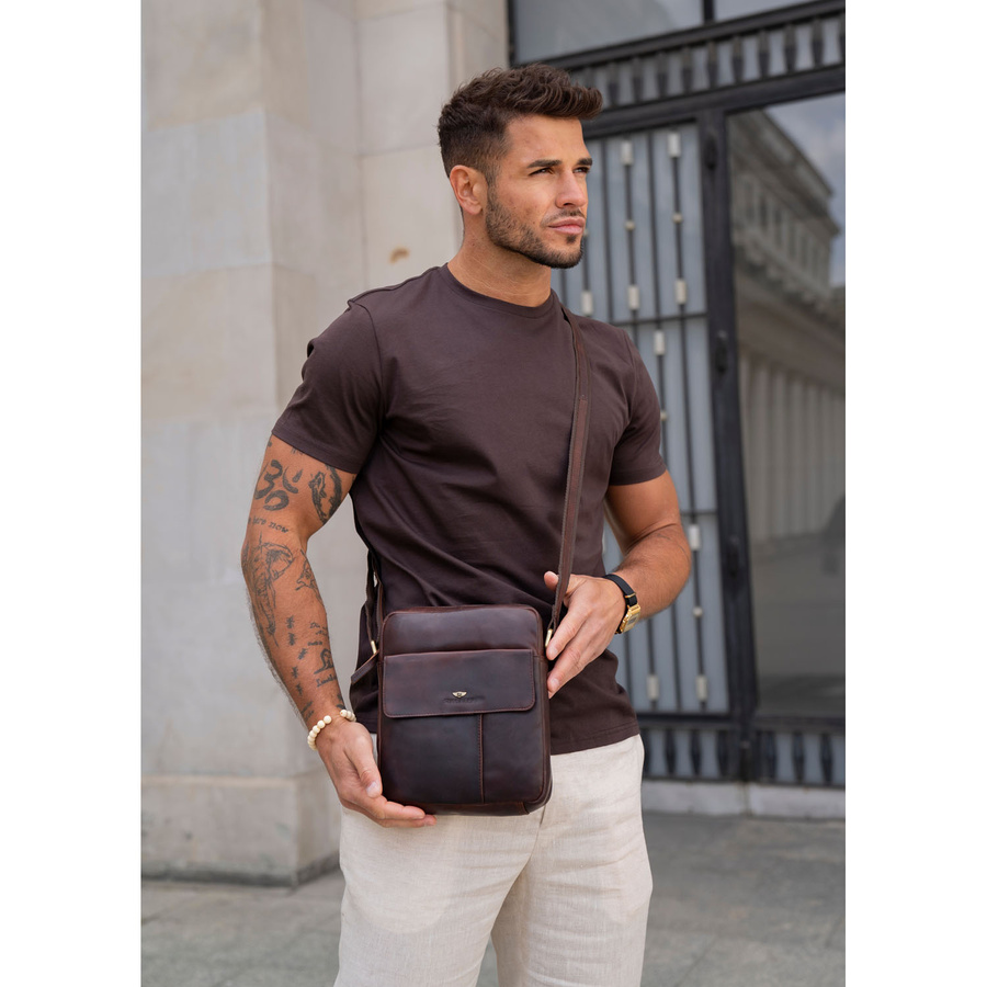 Herren-Umhängetasche aus Leder in Braun mit einer kleinen Tasche im Set – Peterson – Bild 14