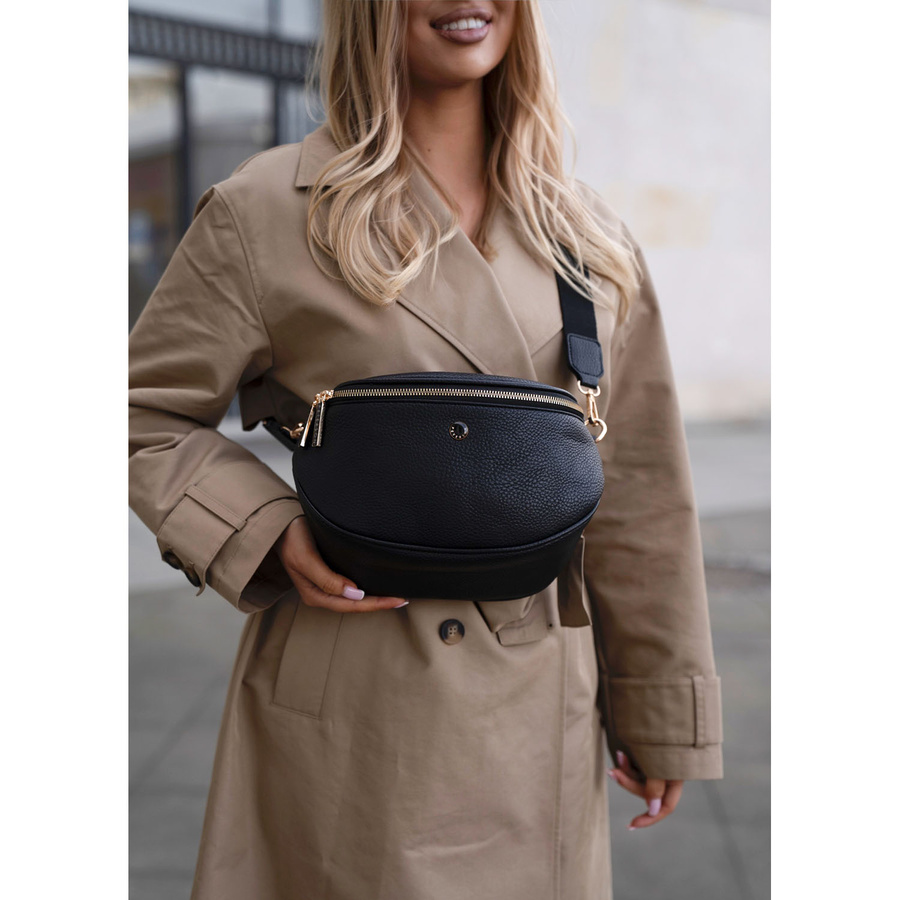 Praktische, städtische Damen-Bauchtasche aus Öko-Leder in Schwarz, einteilig - Peterson – Bild 13
