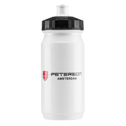 Sportliche, weiße Trinkflasche mit einem Fassungsvermögen von 550 ml – Peterson