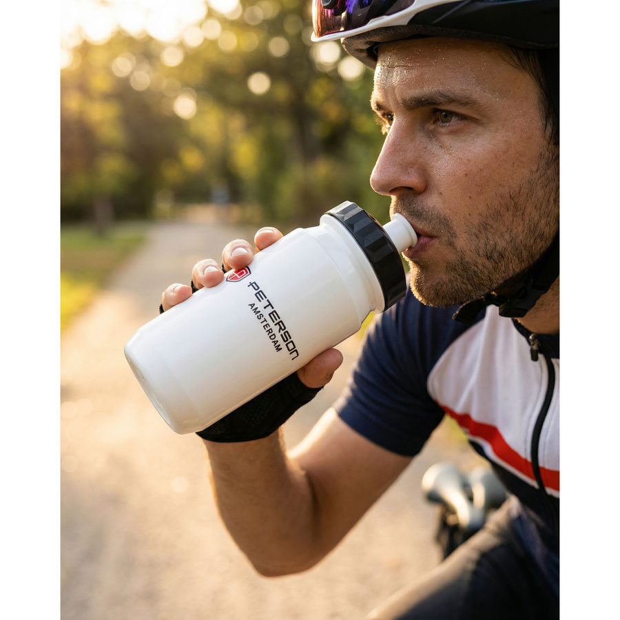 Sportliche, weiße Trinkflasche mit einem Fassungsvermögen von 550 ml - Peterson – Bild 2