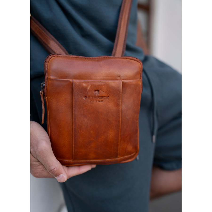 Kleine Herren-Umhängetasche braun aus echtem Leder Schultertasche - Peterson – Bild 15